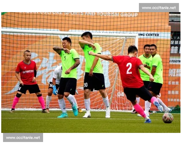 业余联赛精彩对决与社区足球文化深度探讨