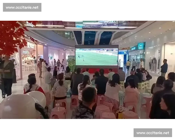 线下观赛新体验 打破虚拟束缚 带你走进最真实的赛事现场 线下观赛新体验 打破虚拟束缚 带你走进最真实的赛事现场